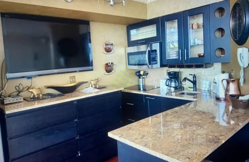 Atlantic City Apartment | Atlantic City’s spectacular beachfront direct ocean view from the 27th floor.