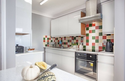 Chysauster Apartment | Atlantic View - an apartment that sleeps 4 guests in 2 bedrooms
