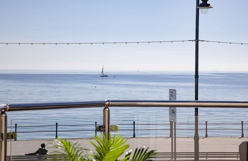 Chysauster Apartment | Atlantic View - an apartment that sleeps 4 guests in 2 bedrooms
