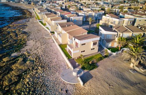 Vineta Apartment | Atlantic Waterfront Cottage D3, 4 bedroom, Sea view