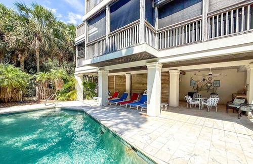 Plantation House | Atlantis – 5-Bedroom Luxury Beach Home