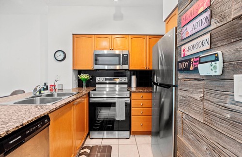 Fort York Apartment | Atlantis at Waterpark City Condos in DT