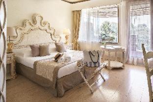 Mazzaro Hotel | Atlantis Bay - VRetreats