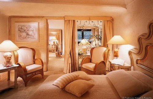 Mazzaro Hotel | Atlantis Bay - VRetreats
