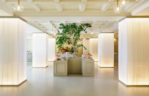 Mazzaro Hotel | Atlantis Bay - VRetreats