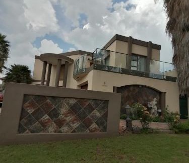 Brakpan Bed & Breakfast | Atlantis Inn