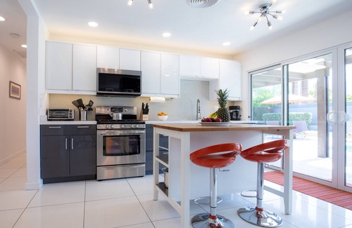 Palm Springs House | Atomic Tiki South Palm Springs