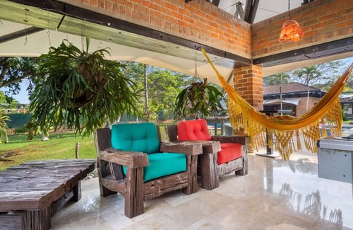 Ciudad Jardin House | Atractivo Mansion Presidential Suite in Cali