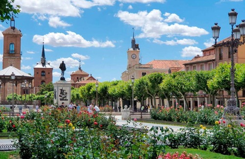 Alcala de Henares Apartment | ATRIUM ALCALA CENTER STUDIO B2 (1 double bed 1 puff bed)