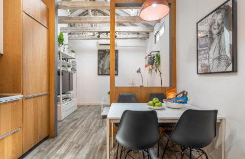 Malasana Apartment | Attic 3Bedrms-2Baths in Heart of Malasana