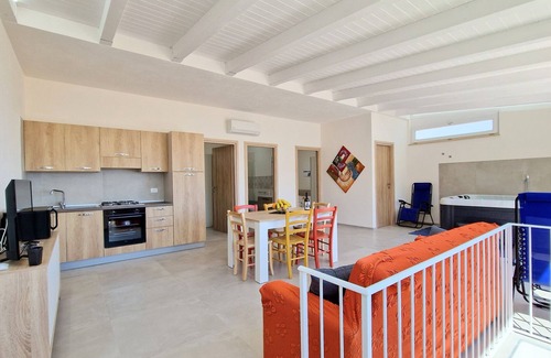 Alcamo Marina Apartment | Attico della Luna with private Jacuzzi