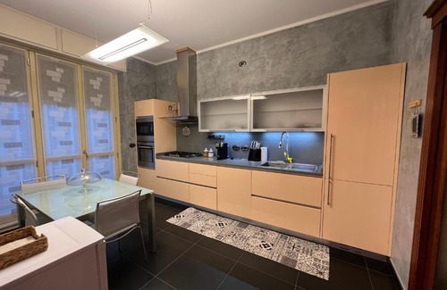 Cuneo Apartment | Attico di pregio su Piazza Europa