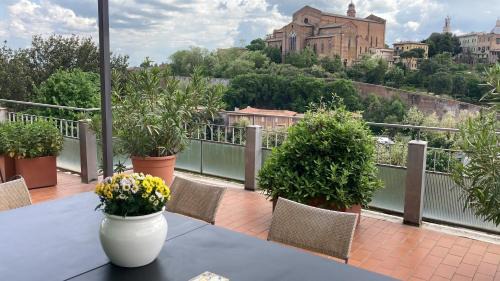 Siena Apartment | Attico San Francesco