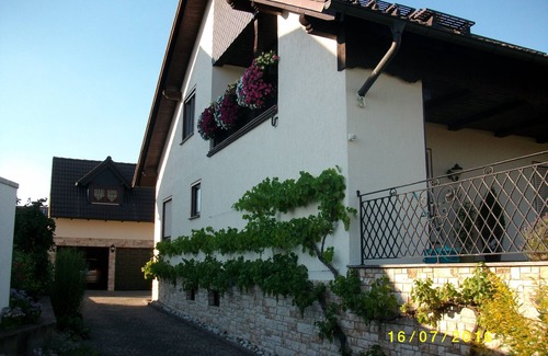 Oberhaid Apartment | Attractive Apartment in Oberhaid at the gates of Bamberg (UNESCO world cult.)