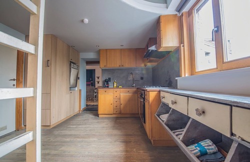 Somme-Leuze Ski Chalet | Attractive holiday home in Somme-Leuze with barbecue