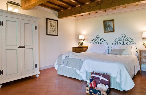 San Donato in Collina Cottage | Attractive cottage in S. Donato in Collina with garden