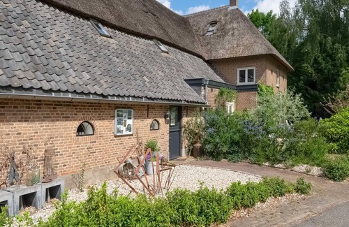 Vaassen Villa | Attractive mansion in Vaassen with garden