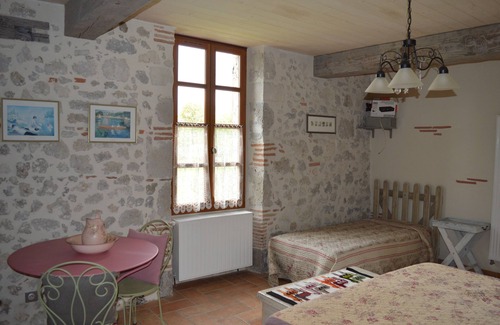 Bazens Bed & Breakfast | Attractive room in a peaceful, country home