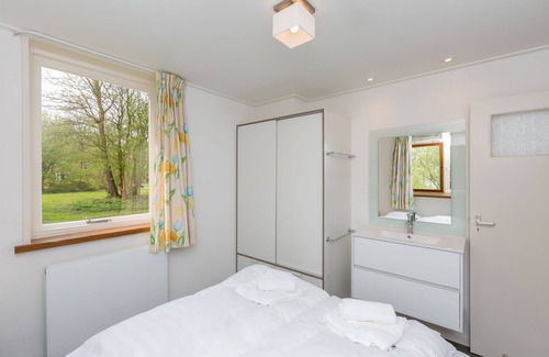 Breezand House | Attractive vacation home with spacious garden