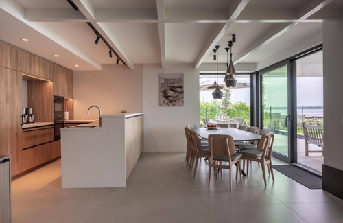 Kamperland House | Attractive villa with jetty