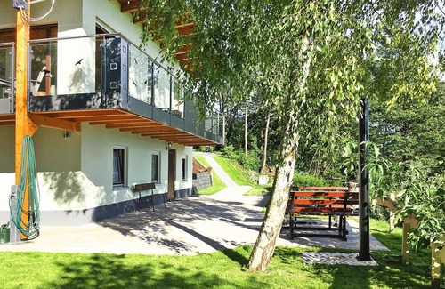 Kaltennordheim House | Attraktives Ferienhaus mit Balkon