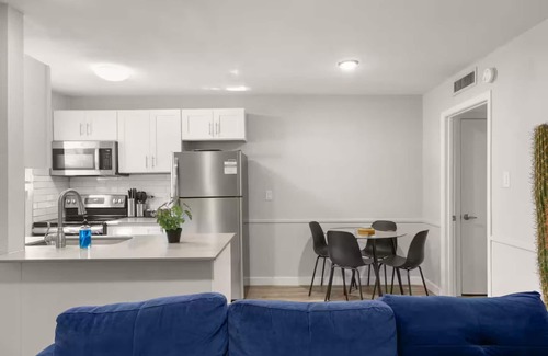 Hyde Park Apartment | ATX Casa Tranquila BnB ~ Near Hyde Park & UT