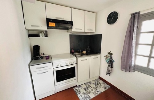 Santa-Reparata-di-Balagna Apartment | Atypical, quiet village house 5 minutes from île rousse with sea-view terrace