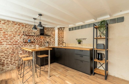 Historic Center Apartment | Atypical apartment in the center of Lille.