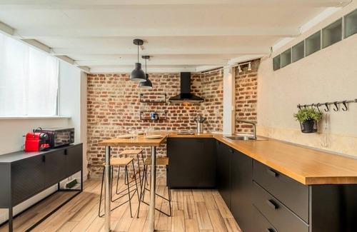Historic Center Apartment | Atypical apartment in the center of Lille.
