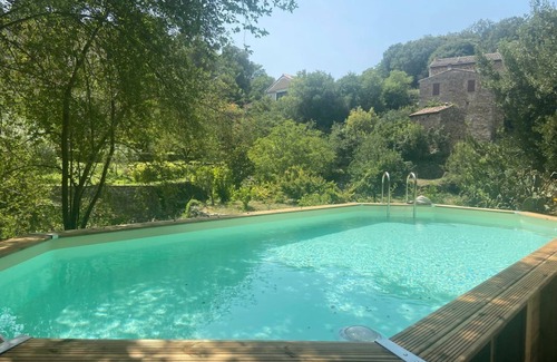 Molieres-sur-Ceze Cottage | Atypical Cottage: Stone House Hosting an Art Gallery Cottage, Large Terrace