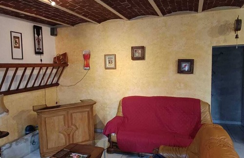 Moyenneville House | Atypical house between land, sea and forest