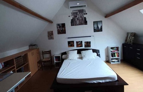 Moyenneville House | Atypical house between land, sea and forest