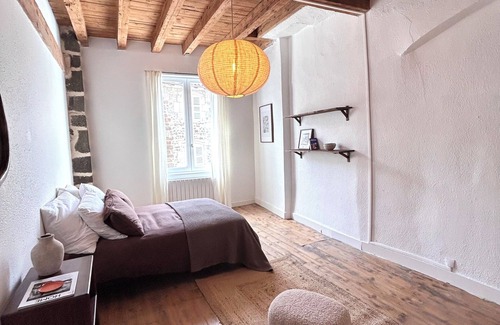 Le Puy-en-Velay House | Atypical house - In the heart of the historic center