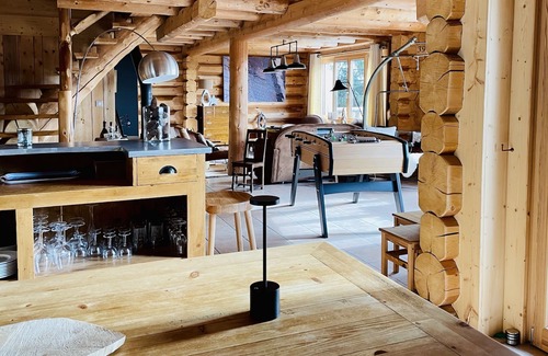 Foncine-le-Haut Ski Chalet | Atypical log chalet in Foncine le Haut - Haut Jura