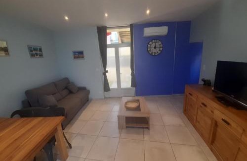 Millau Apartment | Au 70