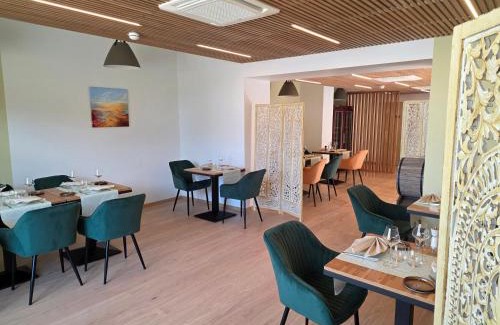 Mezieres-en-Brenne Hotel | Au boeuf couronné