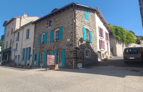 Le Puy-en-Velay House | Au bon Endroit ! Maison de Ville de 100 m² au Pied du Rocher D'aiguilhe