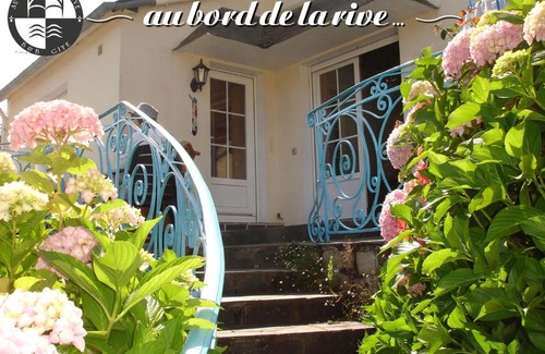 Ploezal House | Au Bord de La Rive Gite