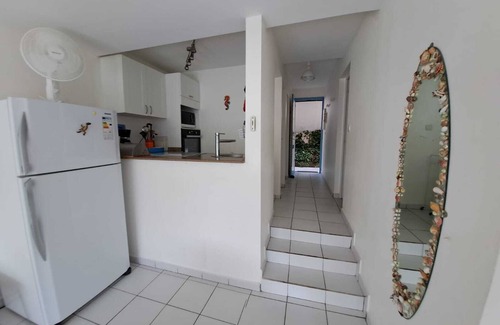 Le Gosier Apartment | Au Bourg Appartement Jusqu'à 4 Personnes vue mer et Piscine