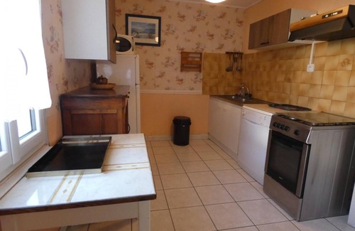 Mezos House | Au Bourg - Mezos - Gîte