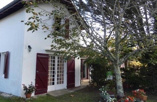 Mezos House | Au Bourg - Mezos - Gîte