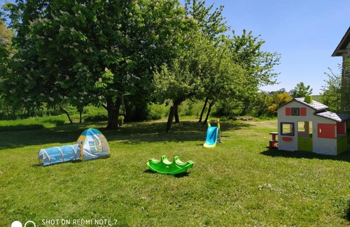 Ambrieres-les-Vallees House | Au bout de la marais