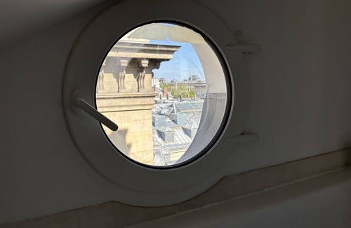 Paris City Center Apartment | Au Cœur de Saint Germain ! 80m2 Confortable, Calme et Lumineux Avec vue