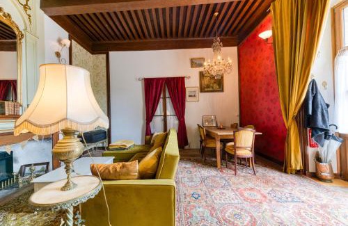 Uriage-les-Bains Apartment | Au Château d’Uriage-Chamrousse