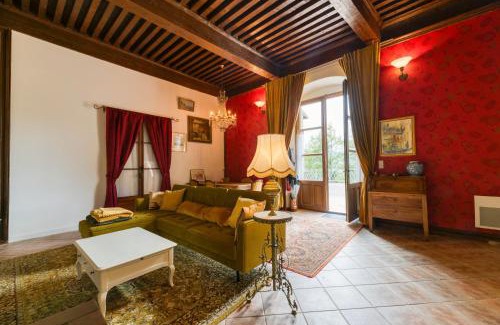 Uriage-les-Bains Apartment | Au Château d’Uriage-Chamrousse