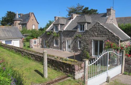 Pleherel-Plage-Vieux-Bourg House | Au Clair de la Dune