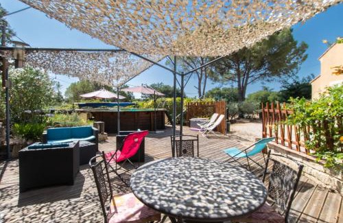 Aubais House | Au Coeur De L'Olivette - Climatisée avec piscine