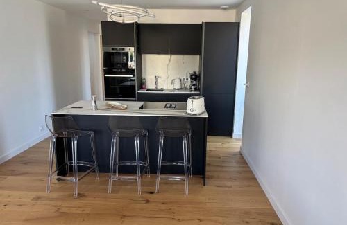 Huelgoat Apartment | Au coeur du chaos