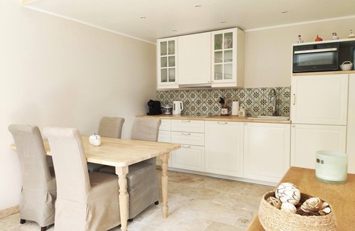 Mollans-sur-Ouveze Apartment | Au Coin du Genévrier