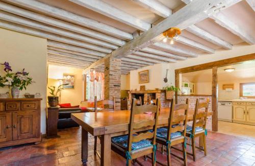 Piney House | Au creux de la colline